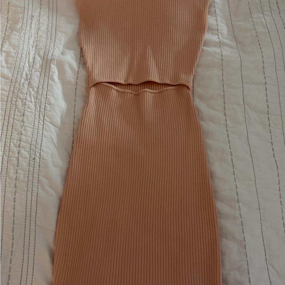 Wilfred Ribbed Midi Dress in Tan